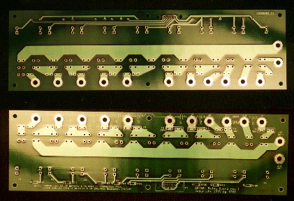 JPG image of bare relay board (52kB)